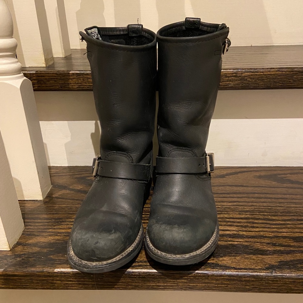 Frye Veronica short boot